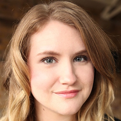جیلیان بل Jillian Bell